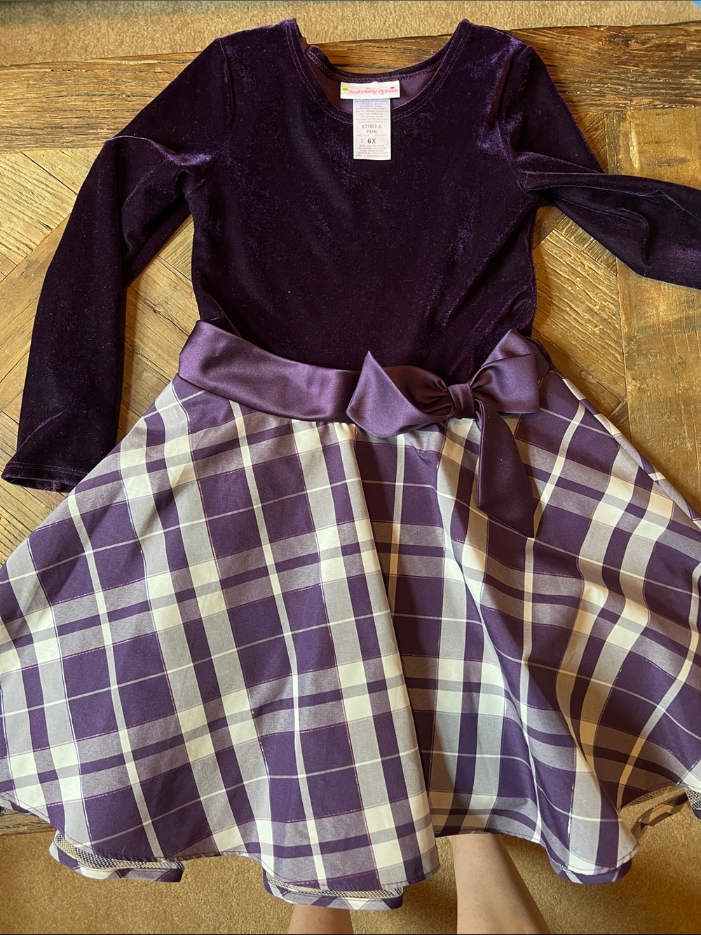 Ashley Ann Purple Velvet Top with Plaid Skirt & Satin Bow size 6x